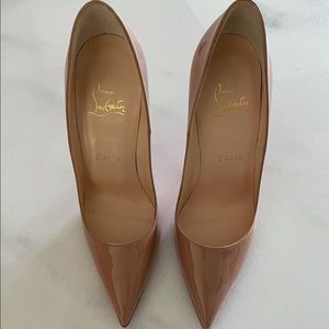 New So Kate patent leather tan 120 heels, never worn. W/o box